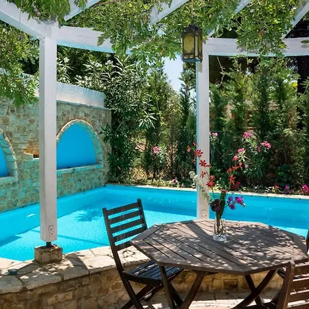 Maria Elena Villas Neos Marmaras