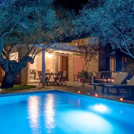 Maria Elena Villas * Neos Marmaras