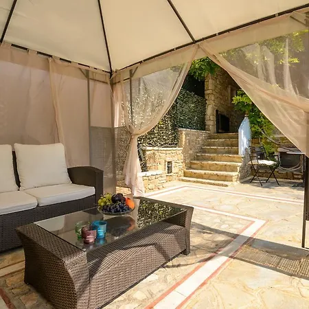 Maria Elena Villas Villa Neos Marmaras