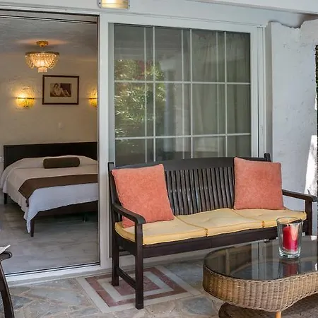 Maria Elena Villas Villa Neos Marmaras